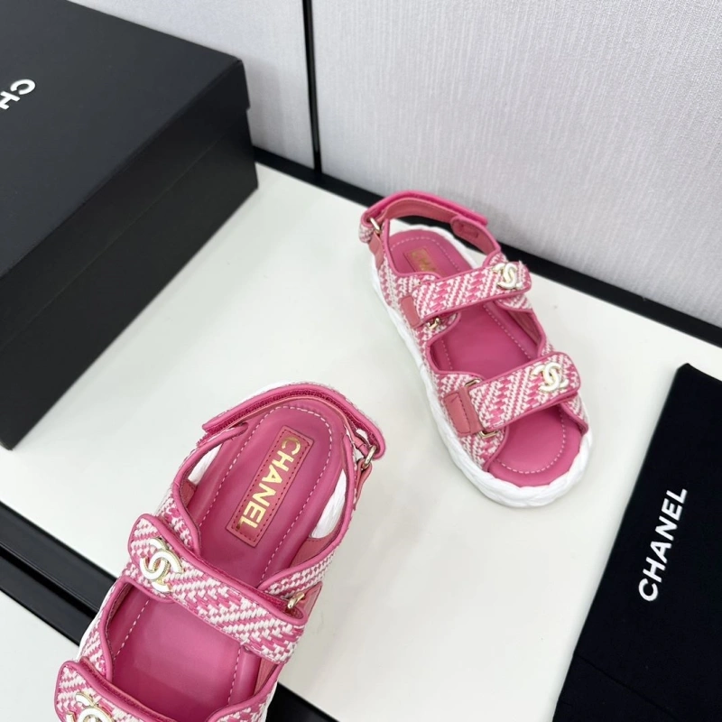 NewStyle Chxnxl Sandals 128538