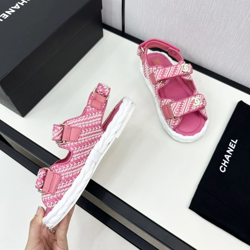 NewStyle Chxnxl Sandals 128538