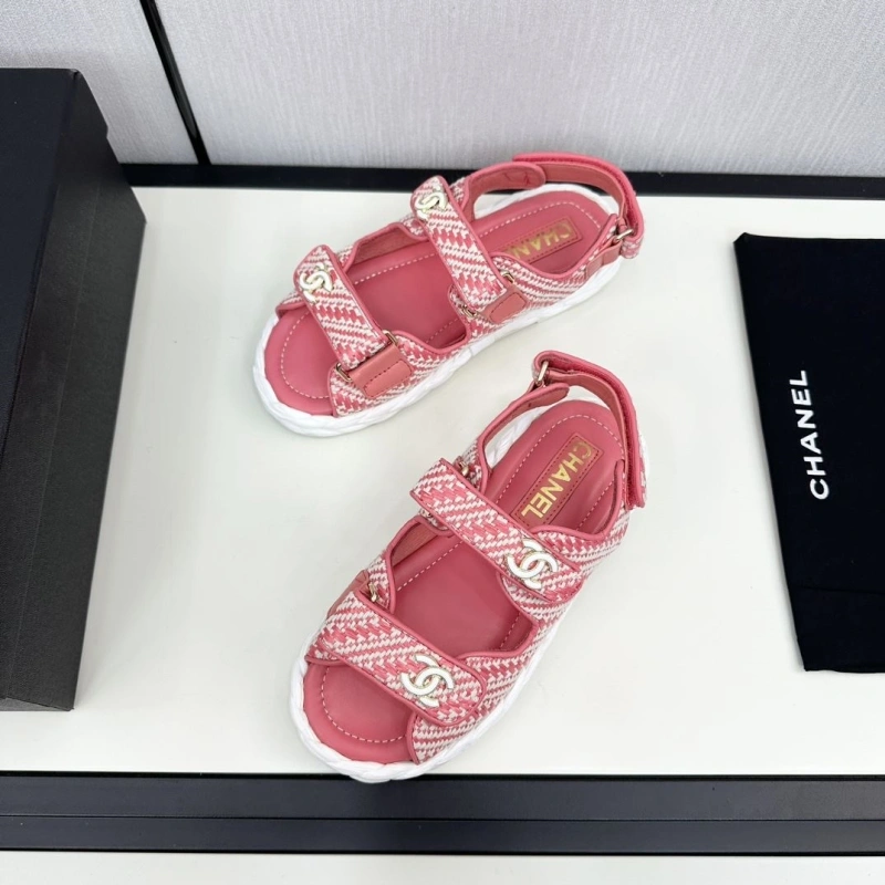 NewStyle Chxnxl Sandals 128538