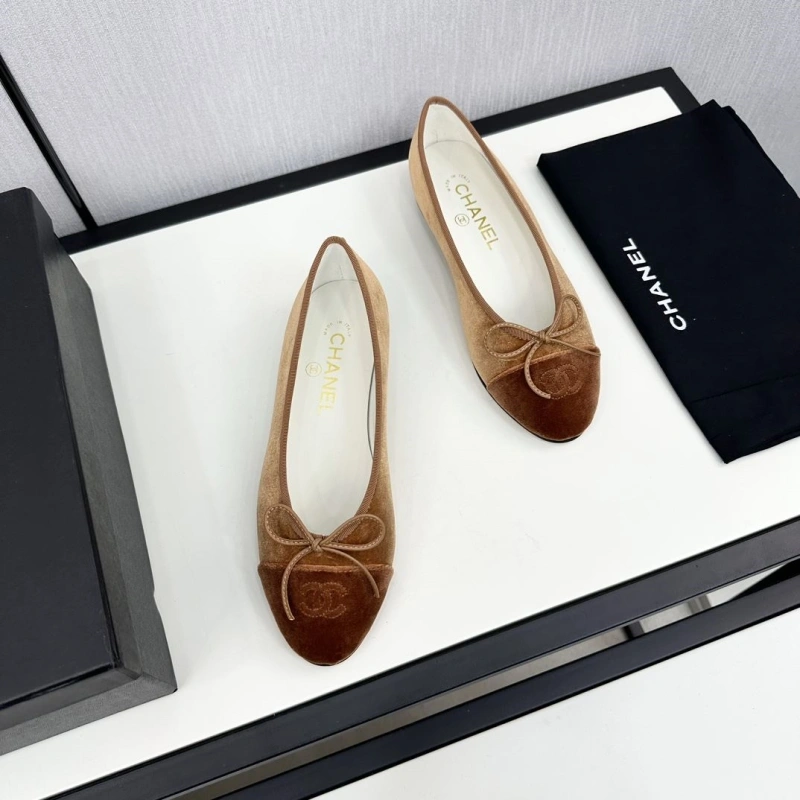 Efficient Chxnxl Flat Shoes 129184