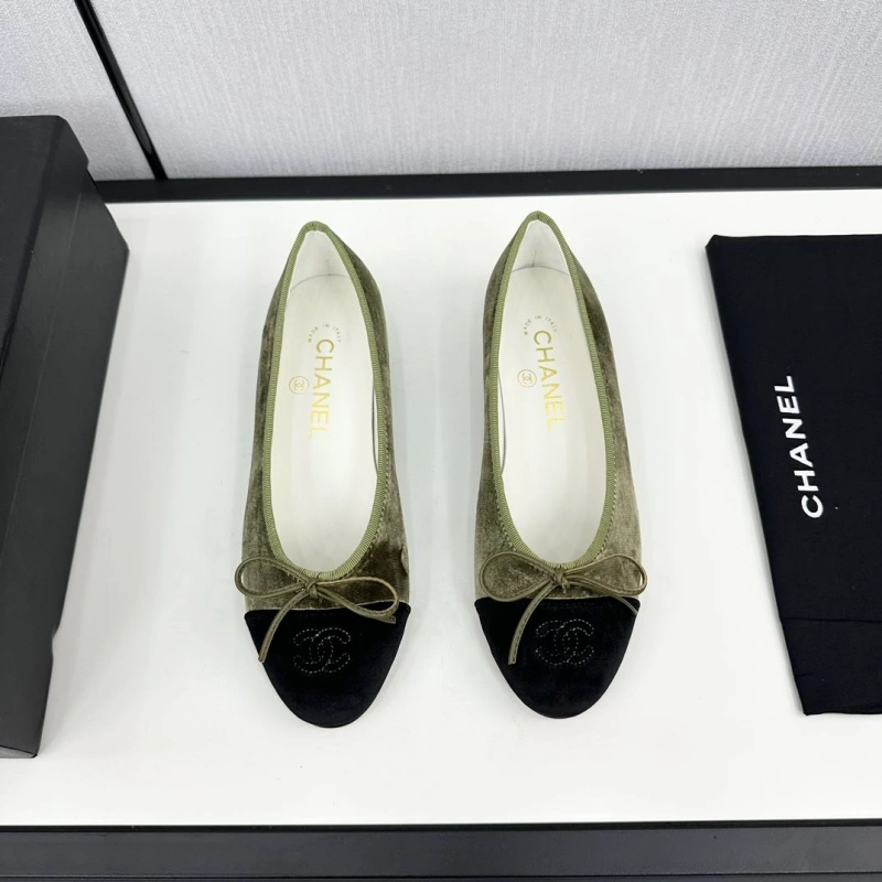 Minimalist Chxnxl Flat Shoes 129179