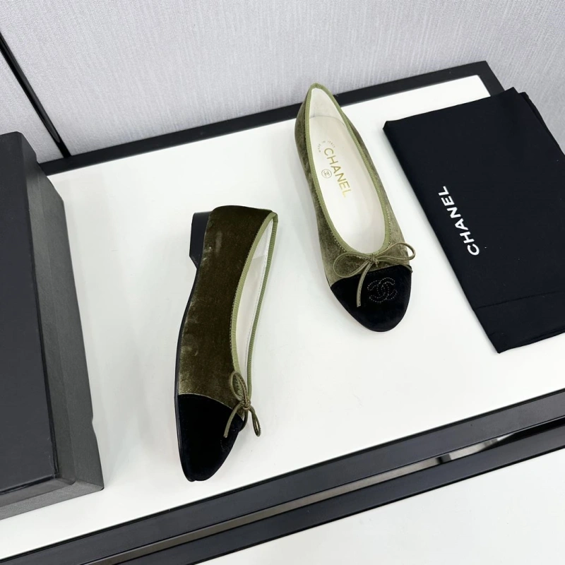 Minimalist Chxnxl Flat Shoes 129179