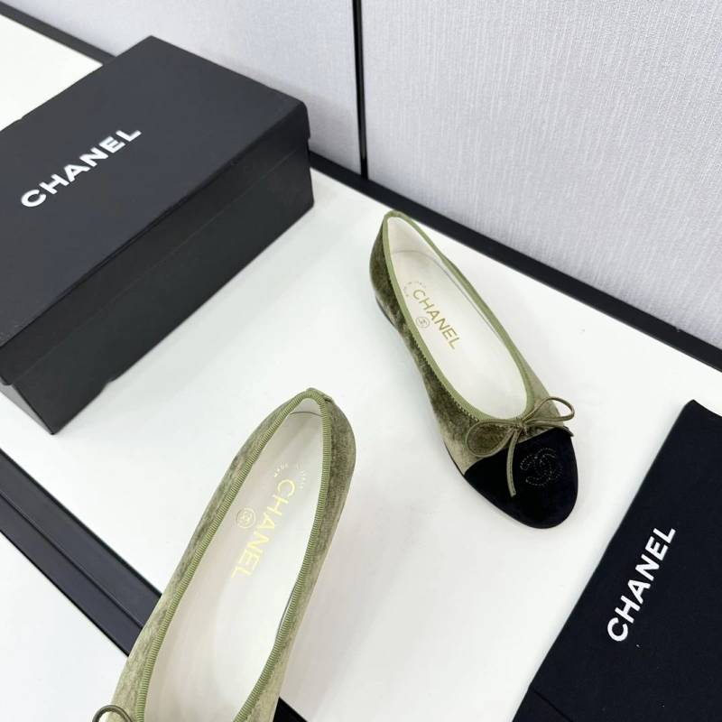 Minimalist Chxnxl Flat Shoes 129179