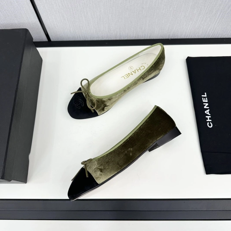Minimalist Chxnxl Flat Shoes 129179