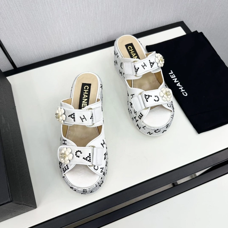 AllSeason Chxnxl Slippers 128124