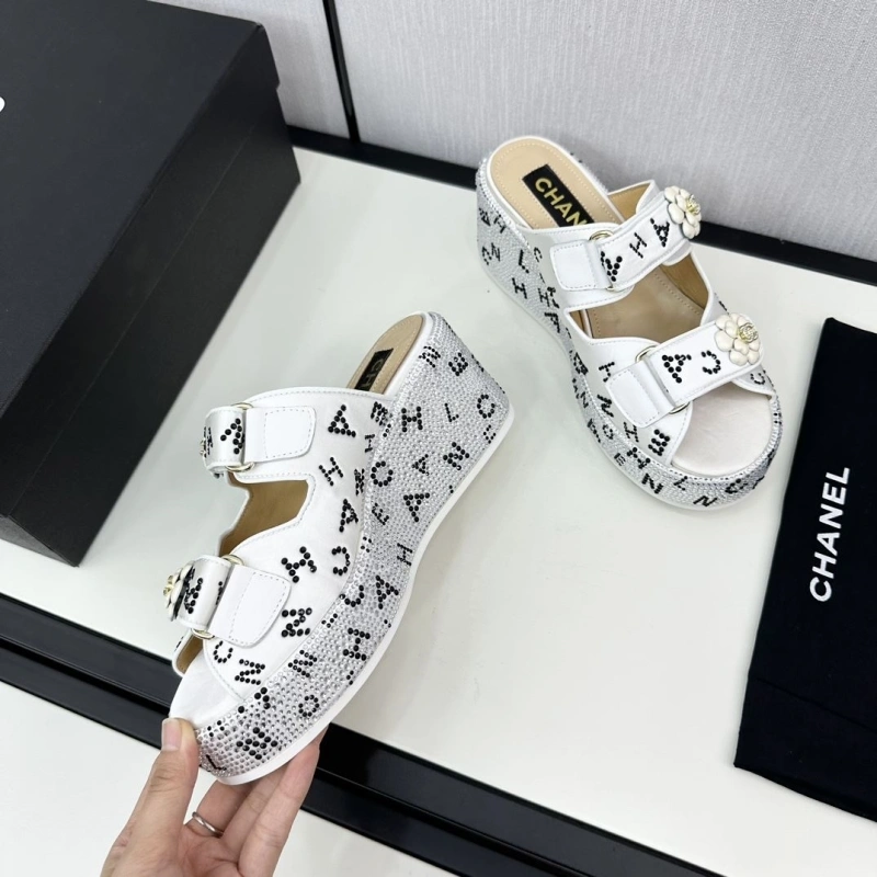 AllSeason Chxnxl Slippers 128124