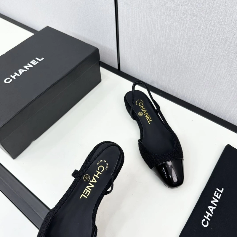 Durable Chxnxl Sandals 128529