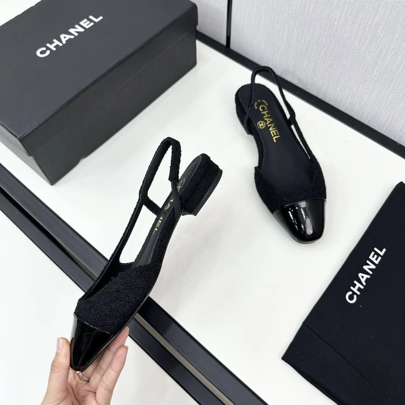 Durable Chxnxl Sandals 128529