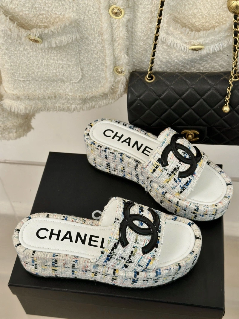 Chxnxl Slippers Bold 128116
