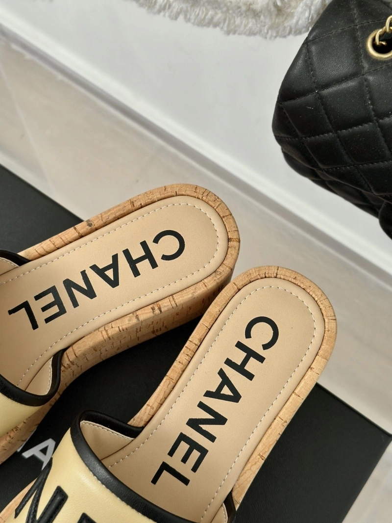 Functional Chxnxl Slippers 128112