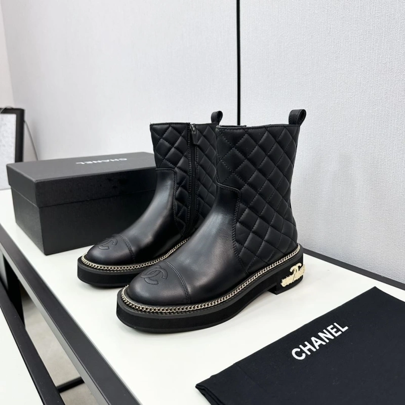 Trendsetting Chxnxl Boots 129708