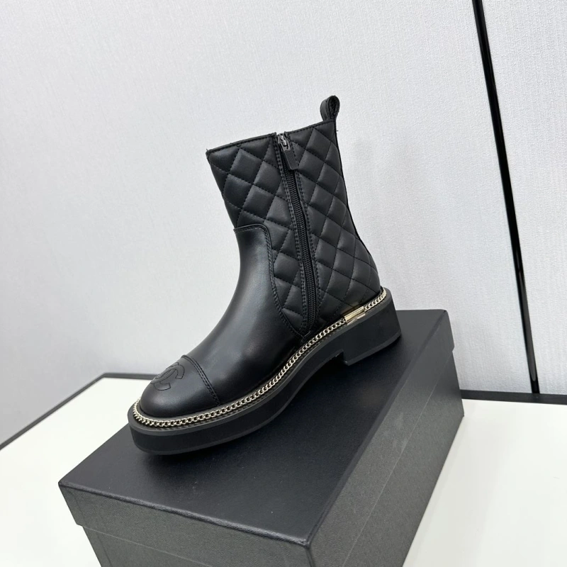 Trendsetting Chxnxl Boots 129708