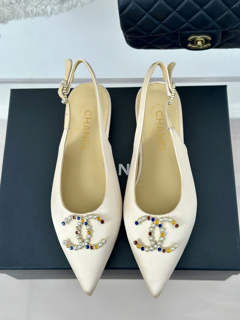 Trendy Chxnxl Sandals 128515