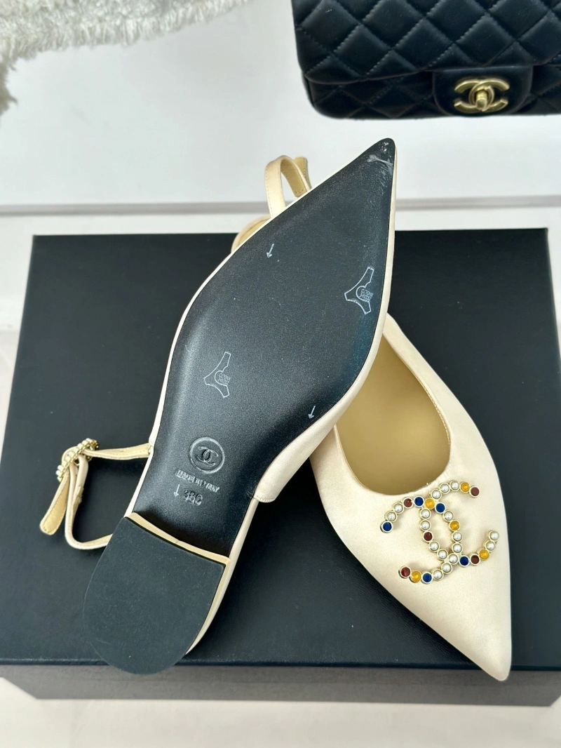 Trendy Chxnxl Sandals 128515