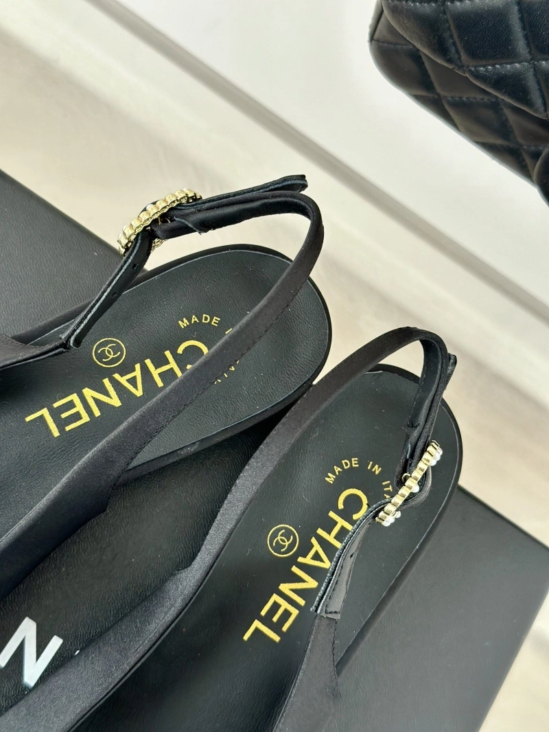 Durable Chxnxl Sandals 128509