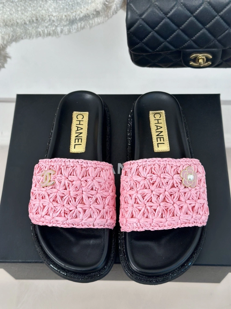 EasyMatch Chxnxl Slippers 128101
