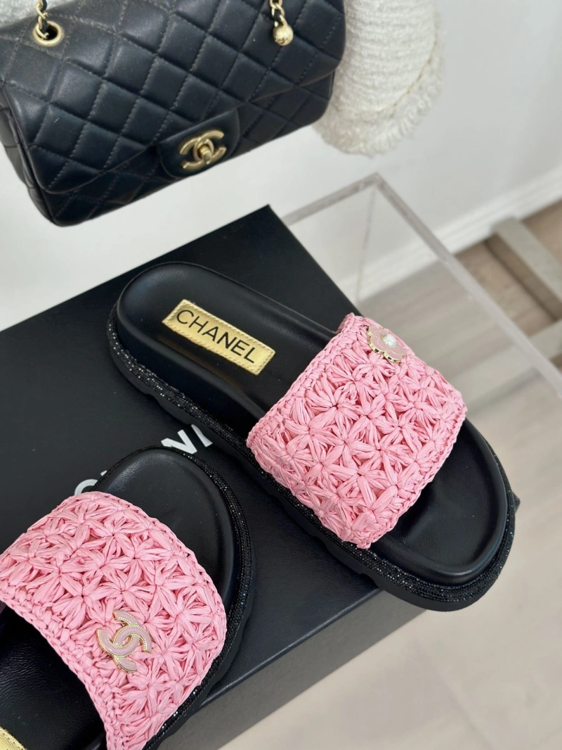 EasyMatch Chxnxl Slippers 128101