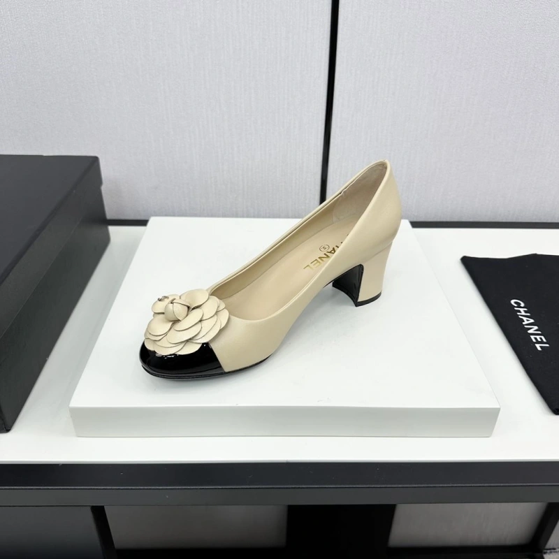 Unique Chxnxl High Heels 129020