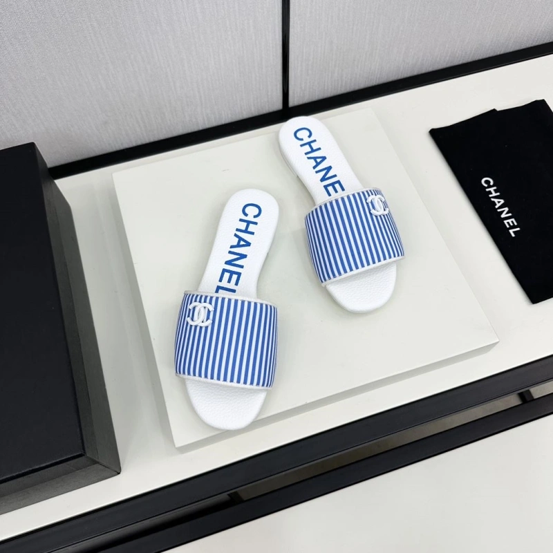 UrbanStyle Chxnxl Slippers 128094