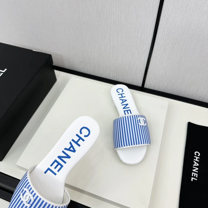 UrbanStyle Chxnxl Slippers 128094