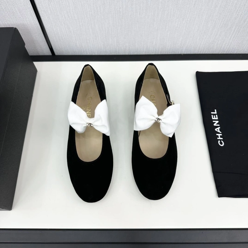 WellDesigned Chxnxl Flat Shoes 129155