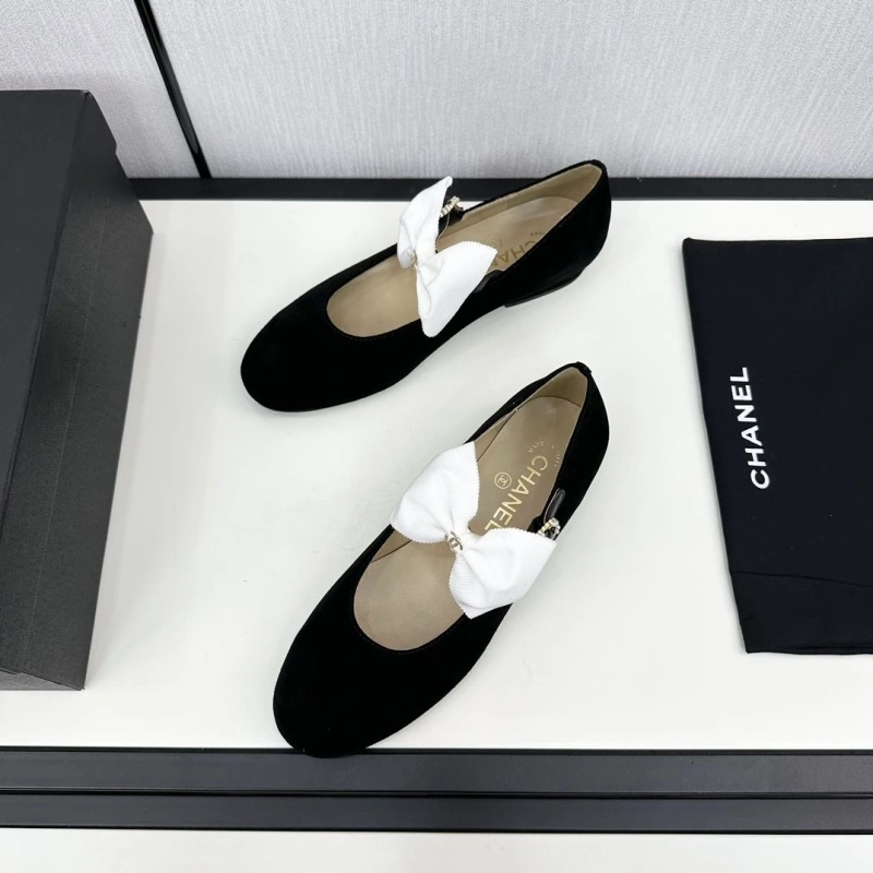 WellDesigned Chxnxl Flat Shoes 129155