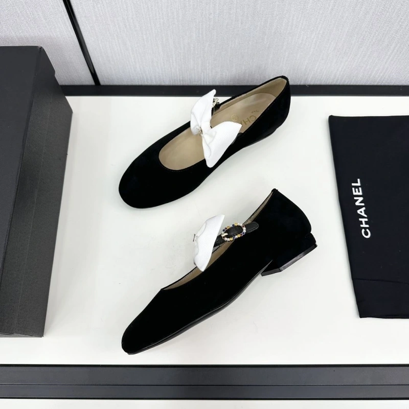 WellDesigned Chxnxl Flat Shoes 129155