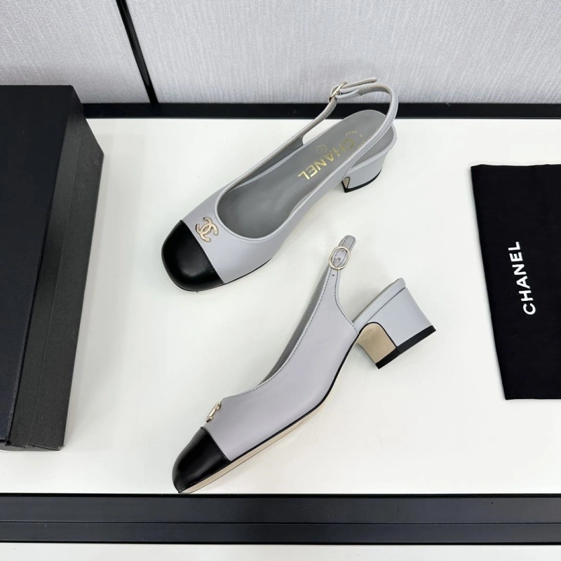 WellDesigned Chxnxl High Heels 129009