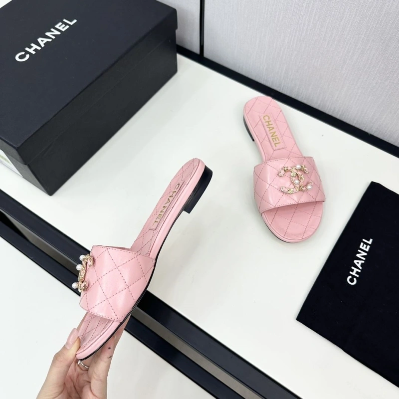 Flexible Chxnxl Slippers 128061