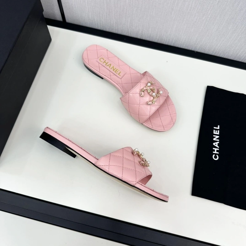 Flexible Chxnxl Slippers 128061