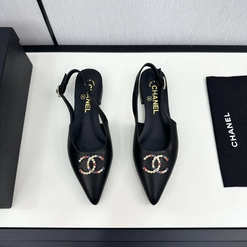 Stylish Chxnxl Sandals 128506