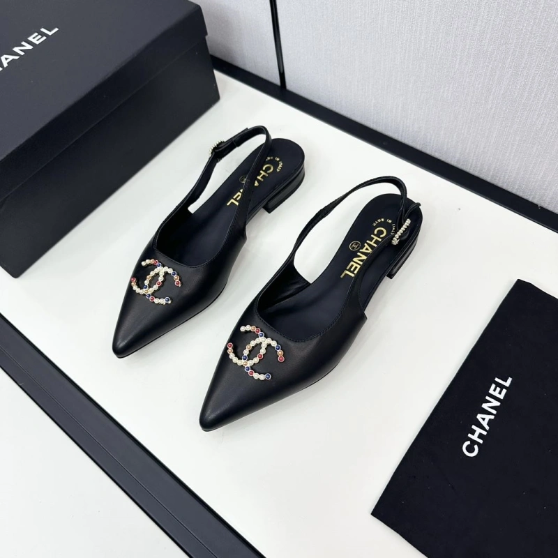 Stylish Chxnxl Sandals 128506
