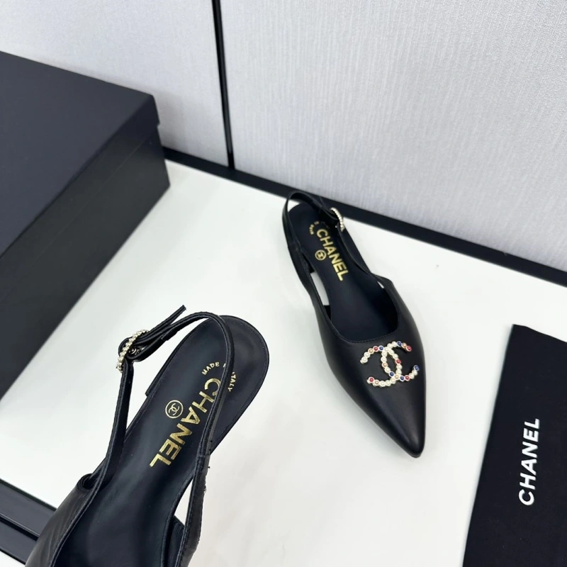 Stylish Chxnxl Sandals 128506
