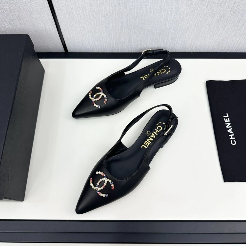 Stylish Chxnxl Sandals 128506