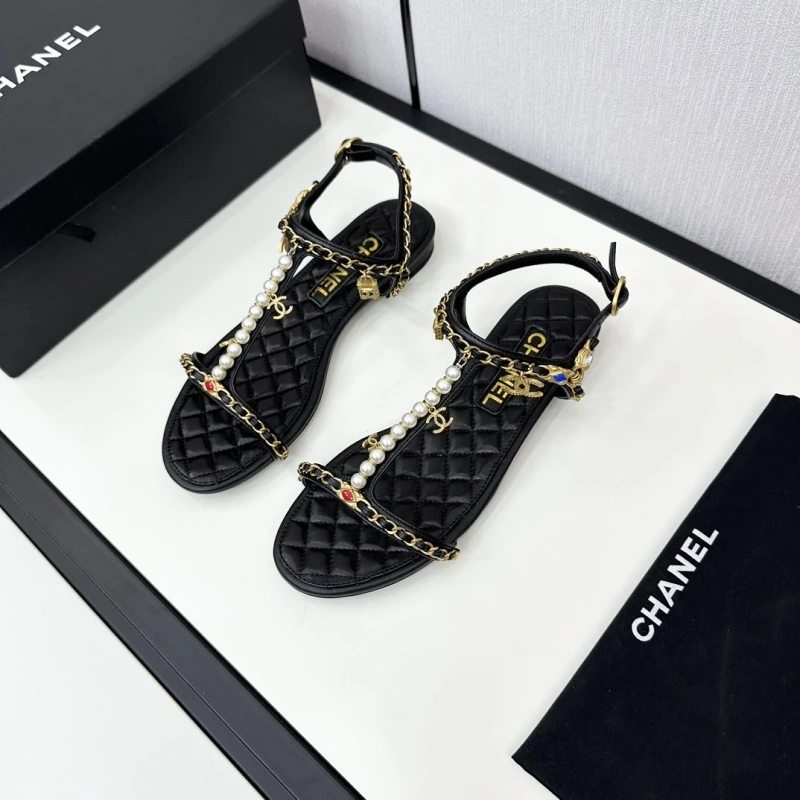 Classic Chxnxl Slippers 128054