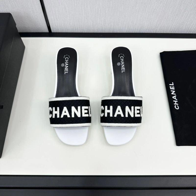 Chxnxl Slippers Compact 128050