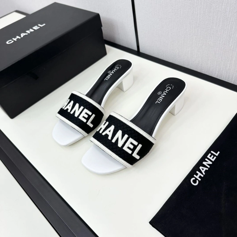Chxnxl Slippers Compact 128050