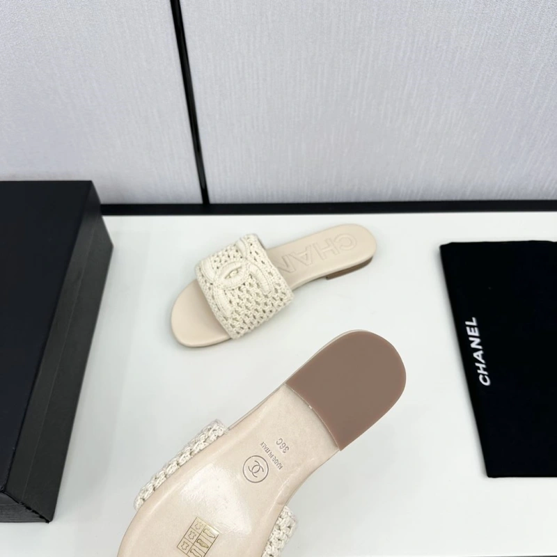 Timeless Chxnxl Slippers 128043