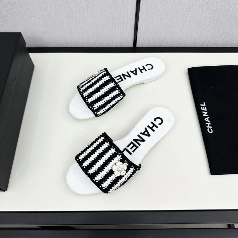 Chxnxl Slippers Bold 128034