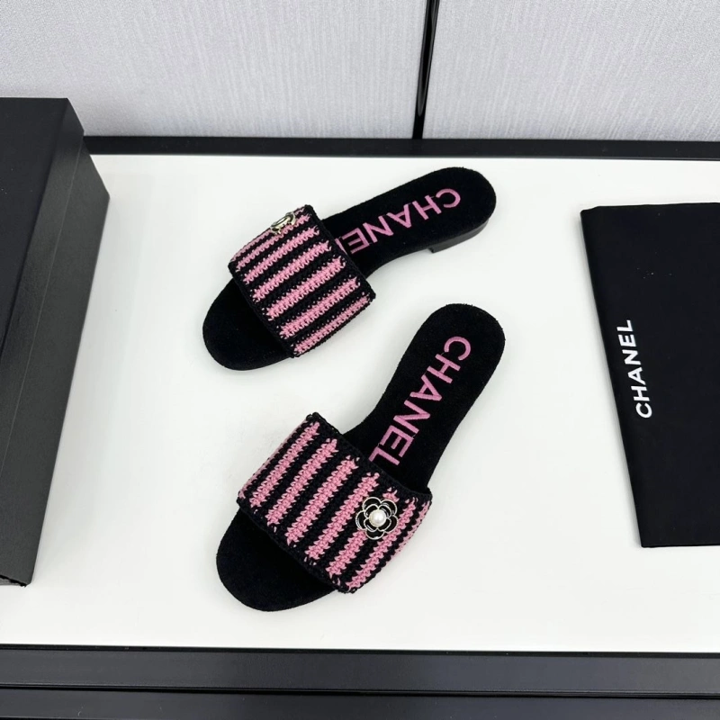 SportInspired Chxnxl Slippers 128037