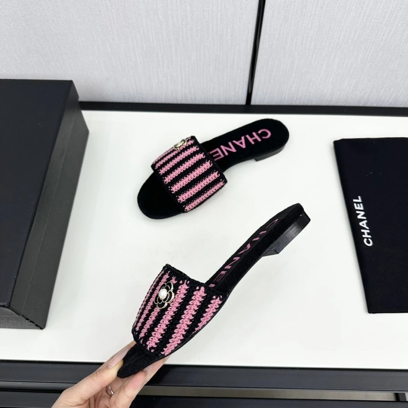 SportInspired Chxnxl Slippers 128037