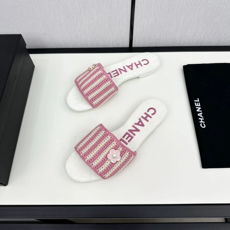 Cozy Chxnxl Slippers 128038