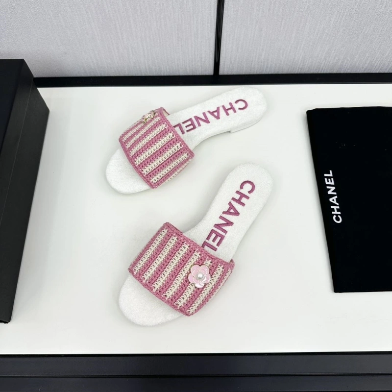 Cozy Chxnxl Slippers 128038