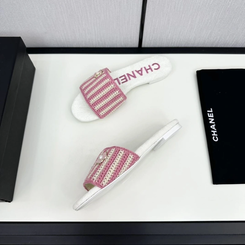 Cozy Chxnxl Slippers 128038