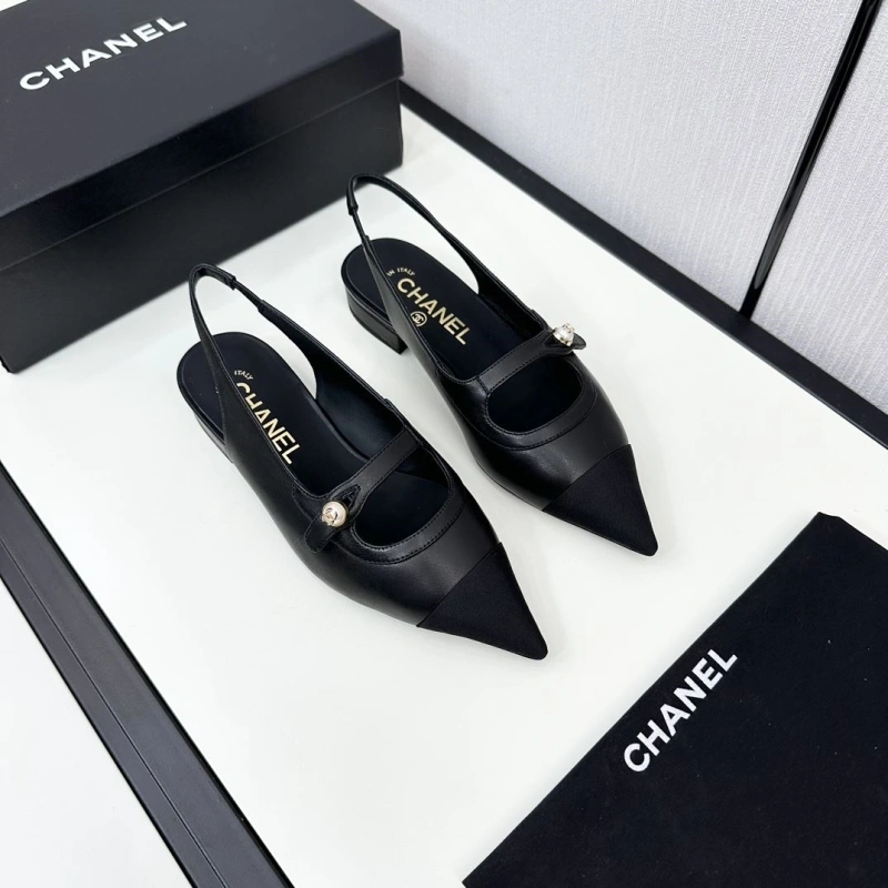 Sophisticated Chxnxl Sandals 128495