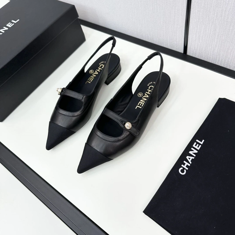Sophisticated Chxnxl Sandals 128495