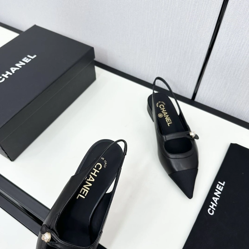 Sophisticated Chxnxl Sandals 128495