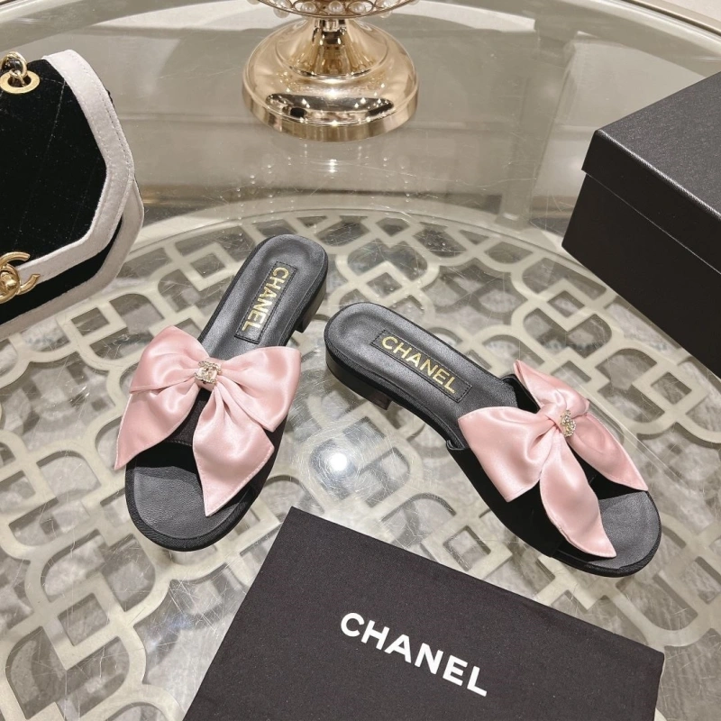 Functional Chxnxl Slippers 128032