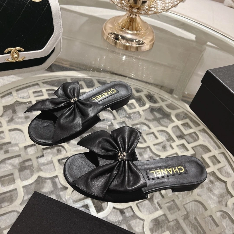 DailyWear Chxnxl Slippers 128024