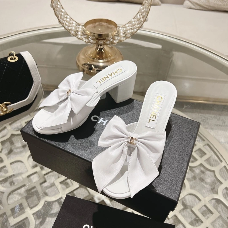 DailyWear Chxnxl Slippers 128026